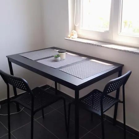Abelia Pool View Apartamento *